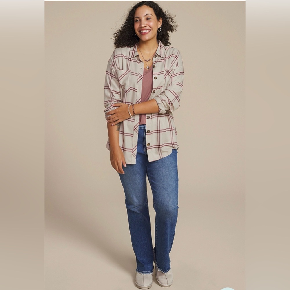 NWT Plus Size Plaid Boyfriend Button Down Shirt
